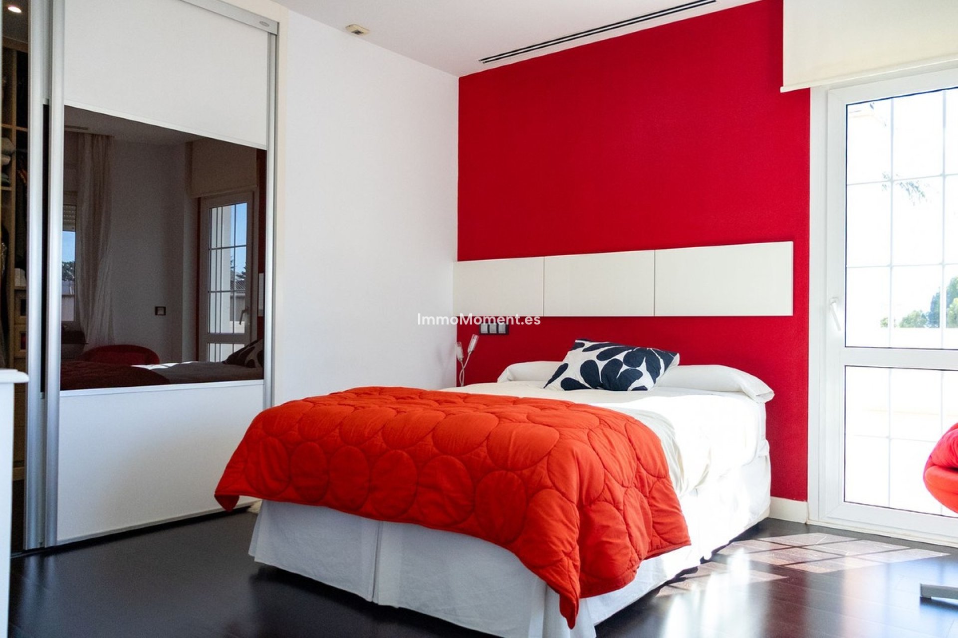 Resale - Detached villa - Torremolinos - Playamar