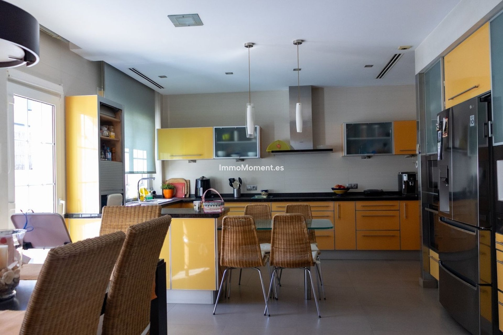 Resale - Detached villa - Torremolinos - Playamar