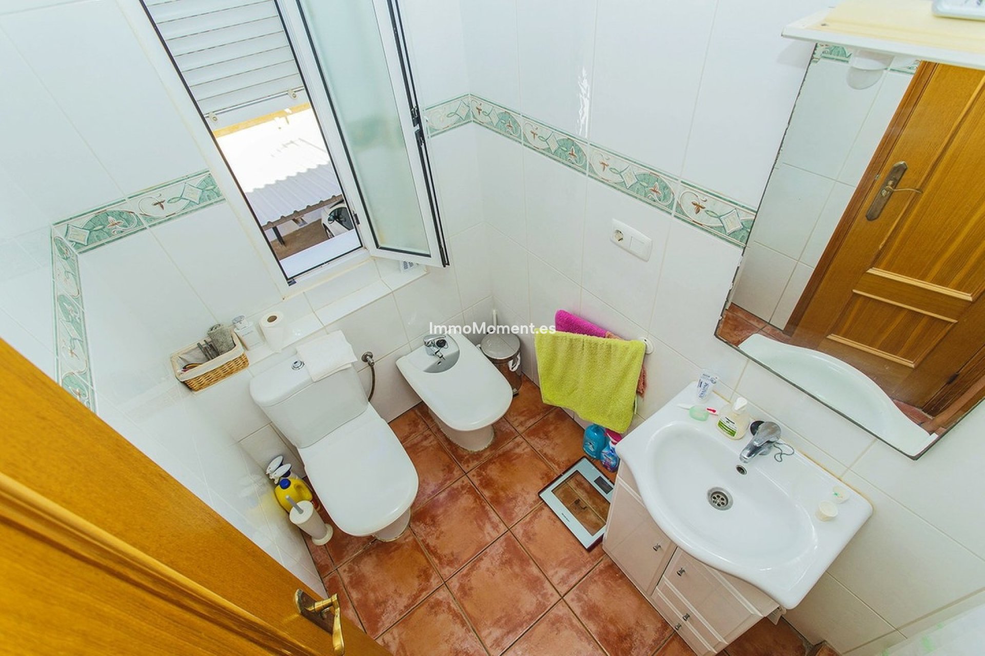 Resale - Detached villa - Torrevieja - Aguas Nuevas