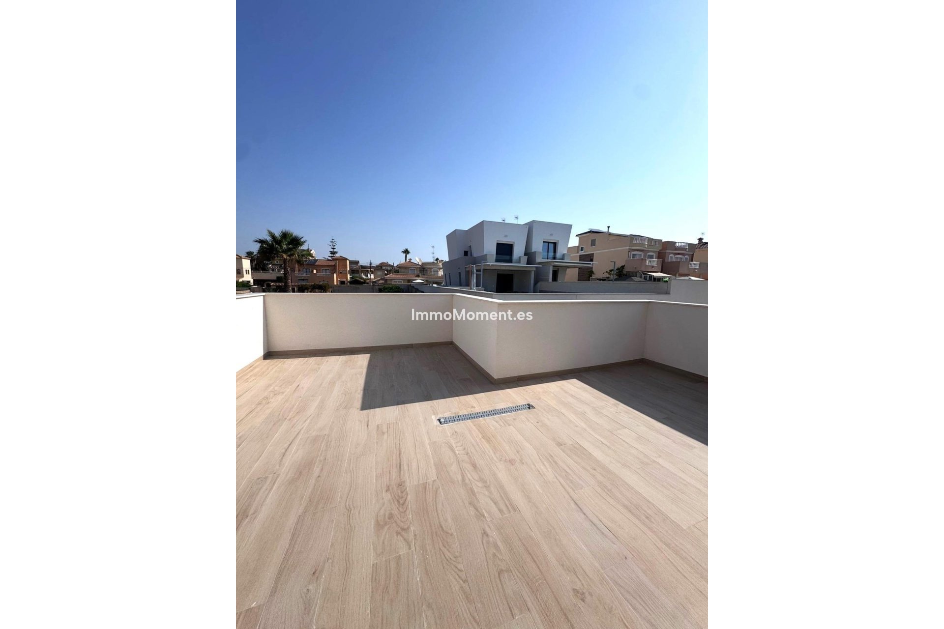 Resale - Detached villa - Torrevieja - Aguas Nuevas