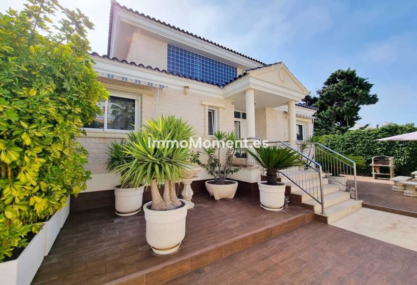 Resale - Detached villa - Torrevieja - La Mata