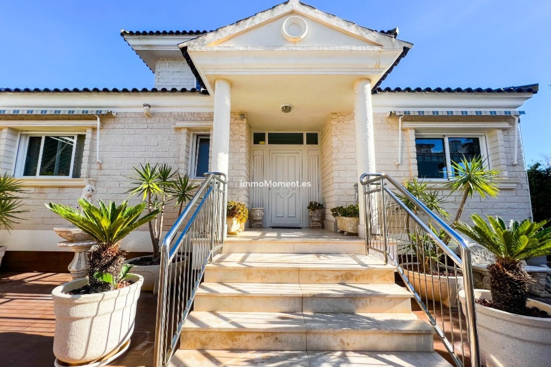 Resale - Detached villa - Torrevieja - La Mata