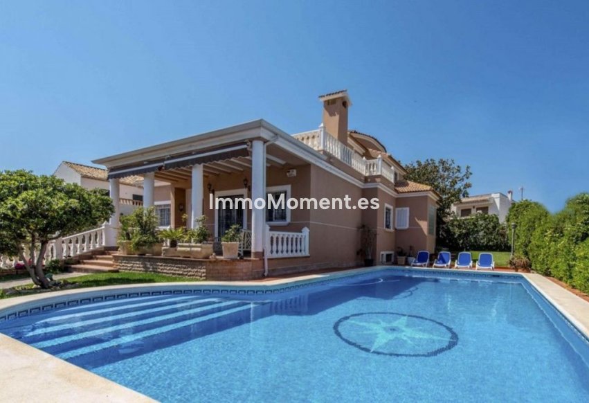 Resale - Detached villa - Torrevieja - La Mata