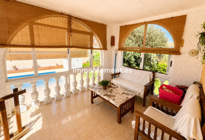 Resale - Detached villa - Torrevieja - La Siesta