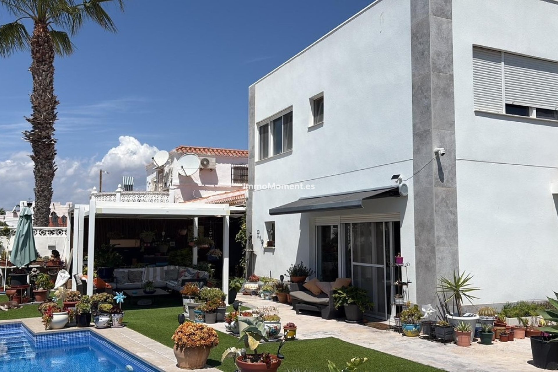 Resale - Detached villa - Torrevieja - La Siesta