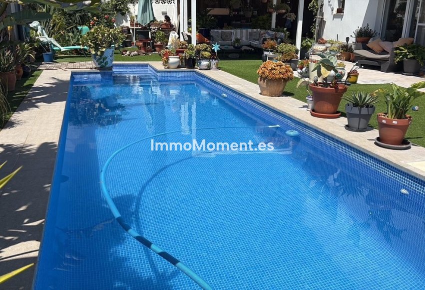 Resale - Detached villa - Torrevieja - La Siesta