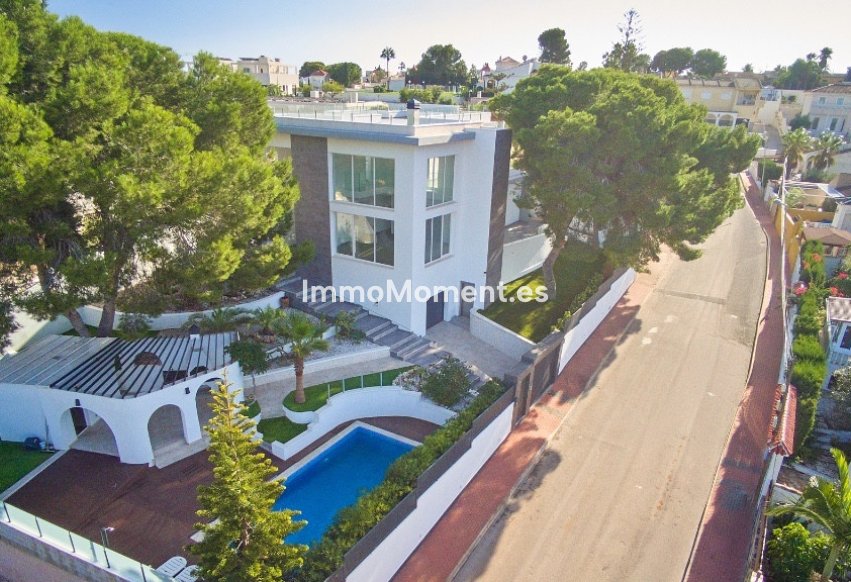 Resale - Detached villa - Torrevieja - Los Balcones - Los Altos del Edén