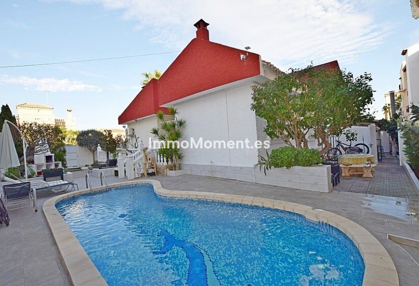 Resale - Detached villa - Torrevieja - Torrevieja Centro