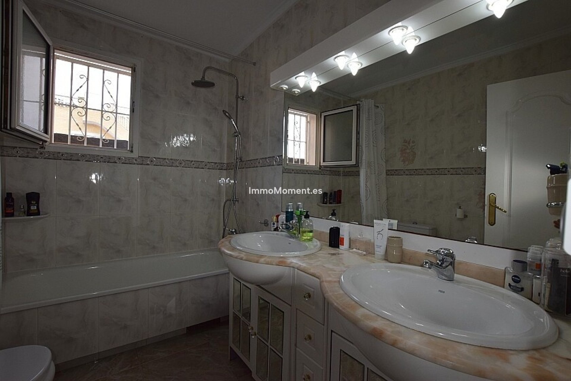 Resale - Detached villa - Torrevieja - Torrevieja Centro