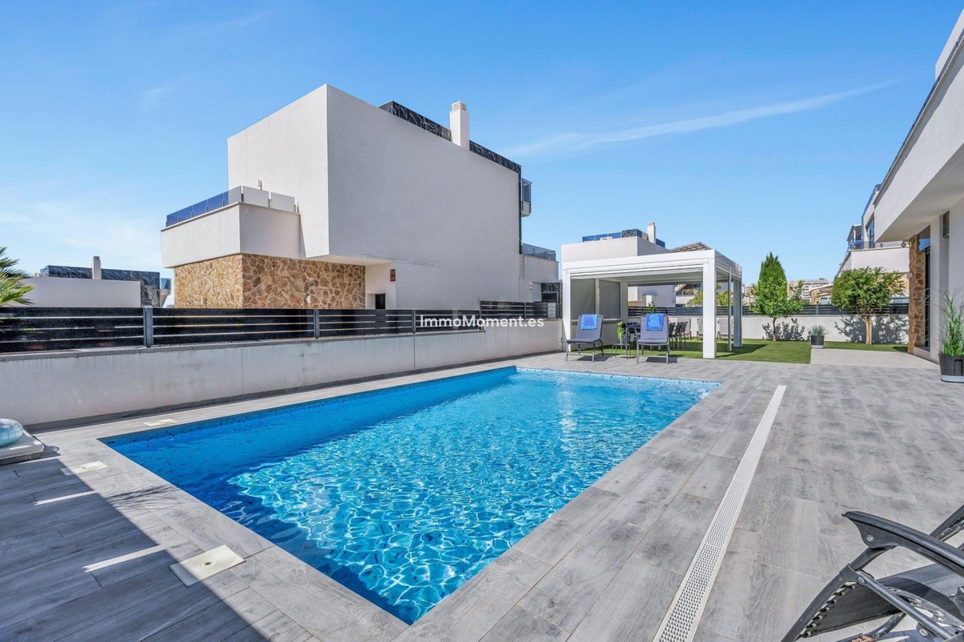 Resale - Detached villa - Torrevieja - Torrevieja Centro