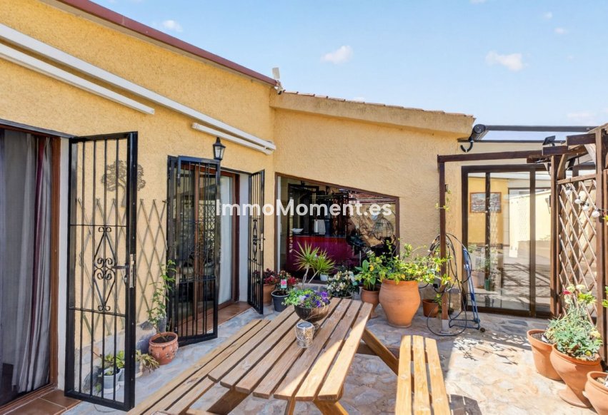 Resale - Detached villa - Torrevieja - Torrevieja Centro