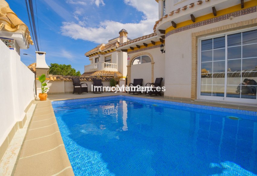 Resale - Detached villa - Torrevieja - Torrevieja Centro