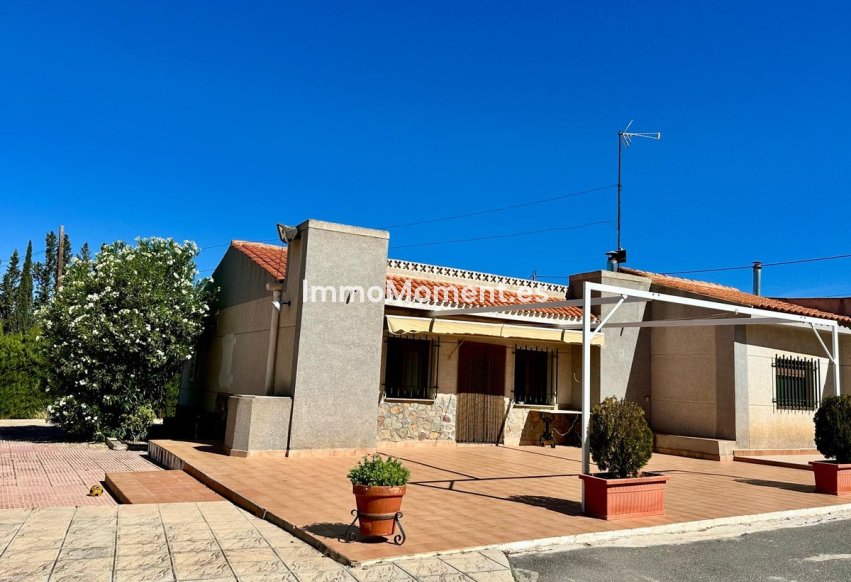 Resale - Detached villa - Yecla - Yecla Centro