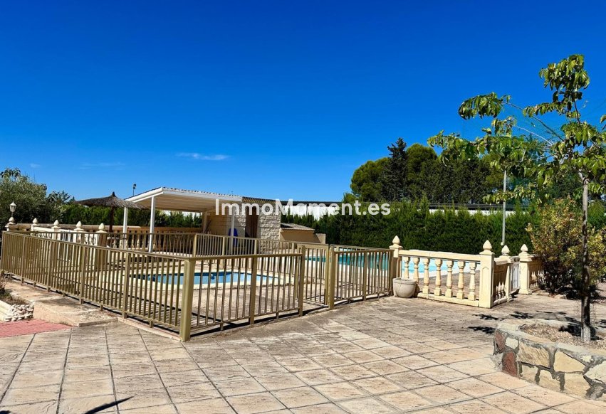 Resale - Detached villa - Yecla - Yecla Centro