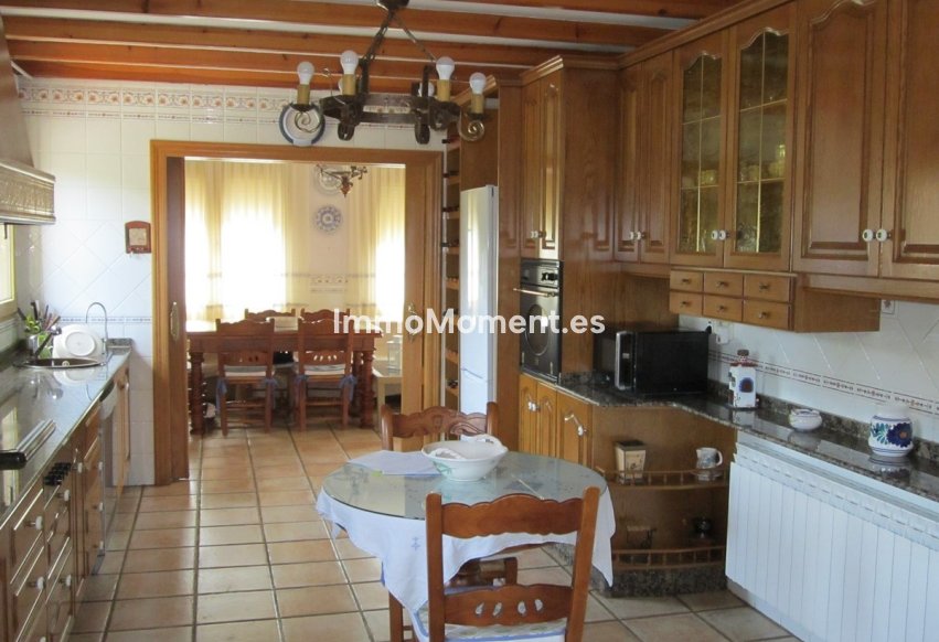 Resale - Detached villa - Yecla - Yecla Centro