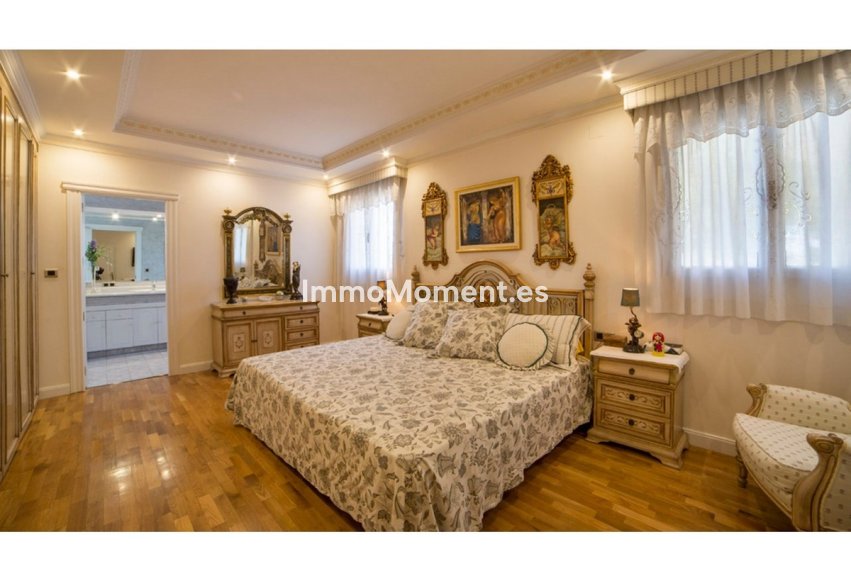Resale - Detached villa - Yecla - Yecla Centro
