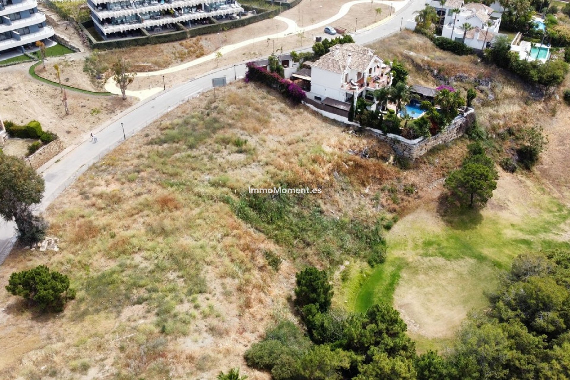 Resale - Land - Estepona - Selwo