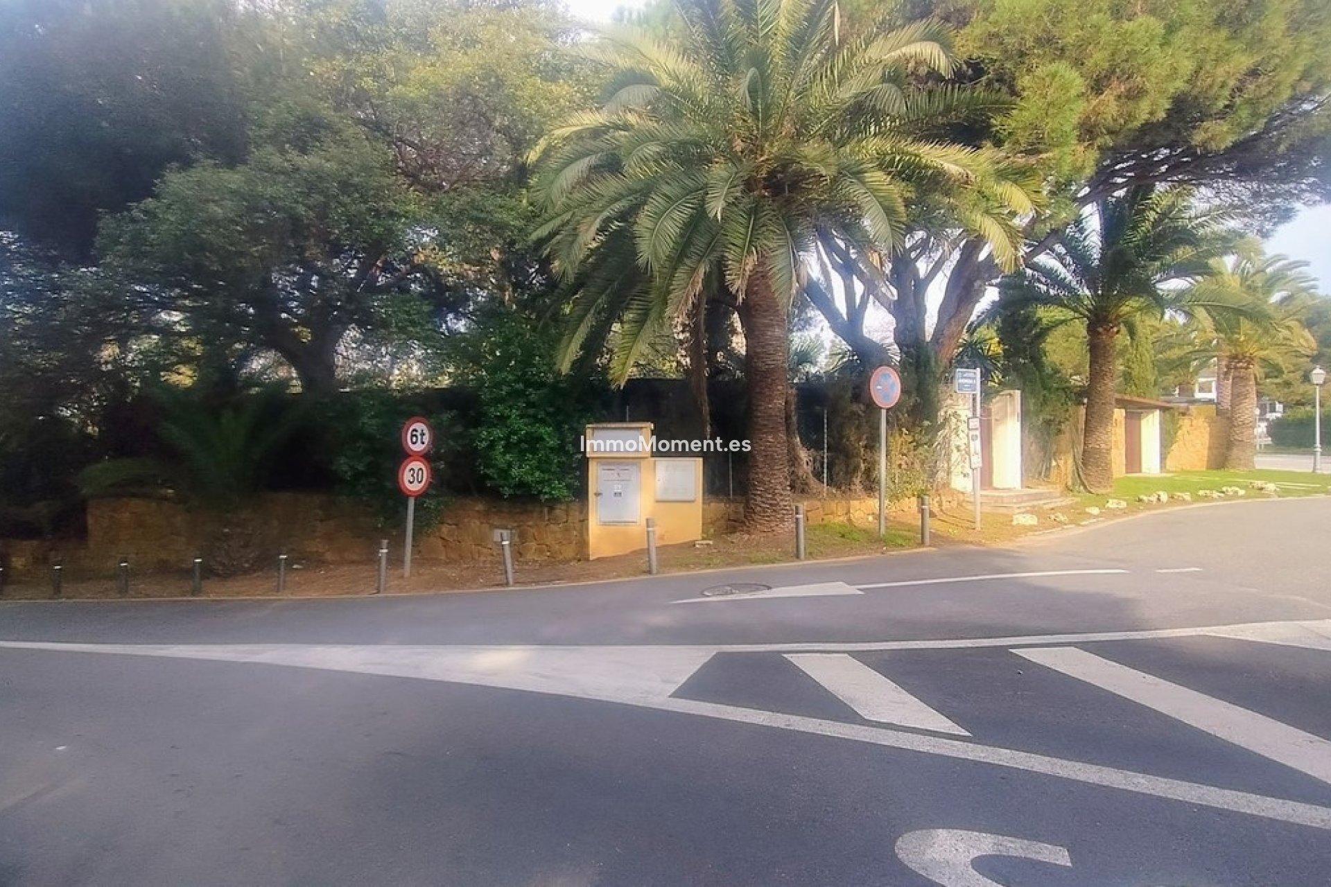 Resale - Land - Marbella - Hacienda Las Chapas