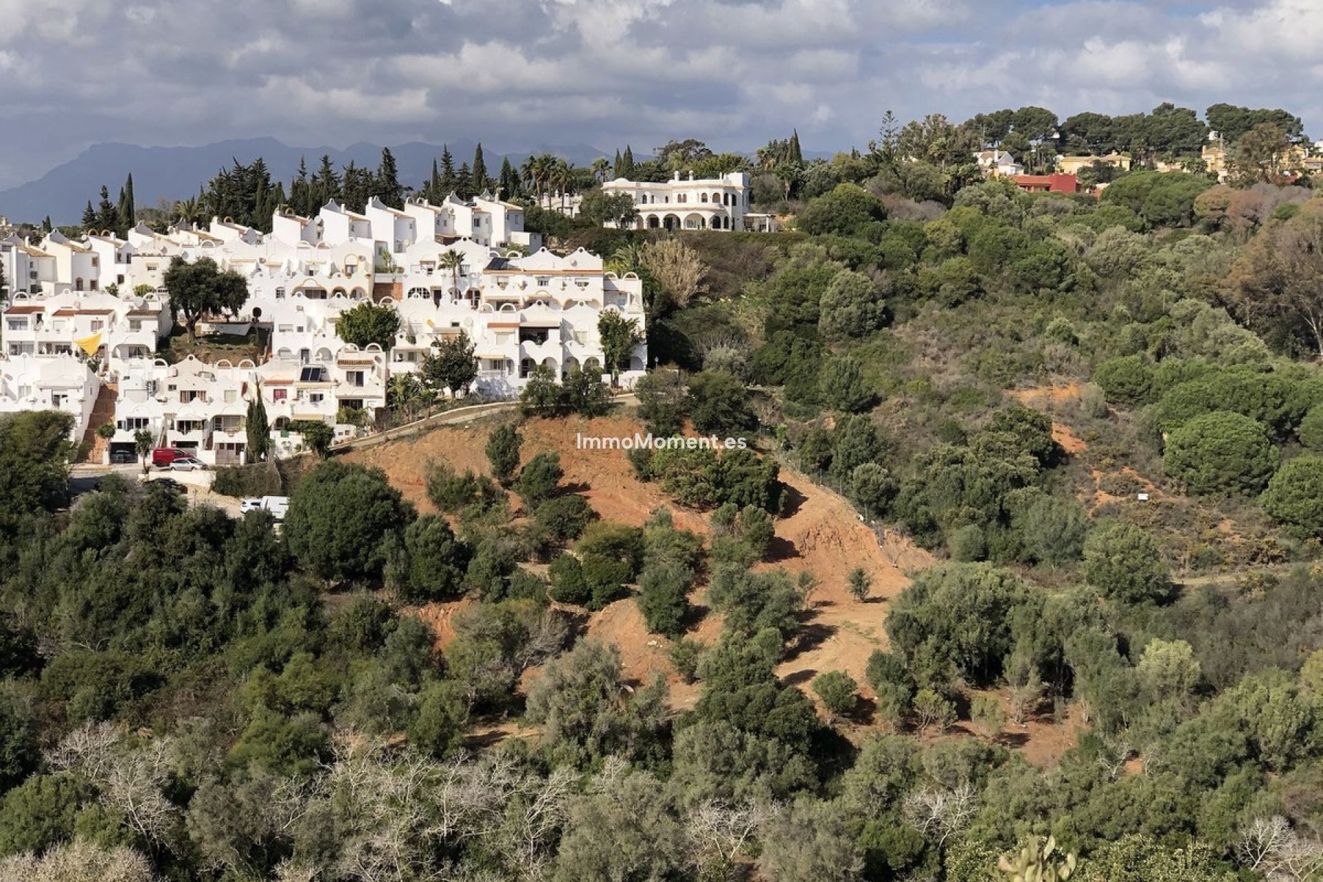 Resale - Land - Marbella - Las Chapas