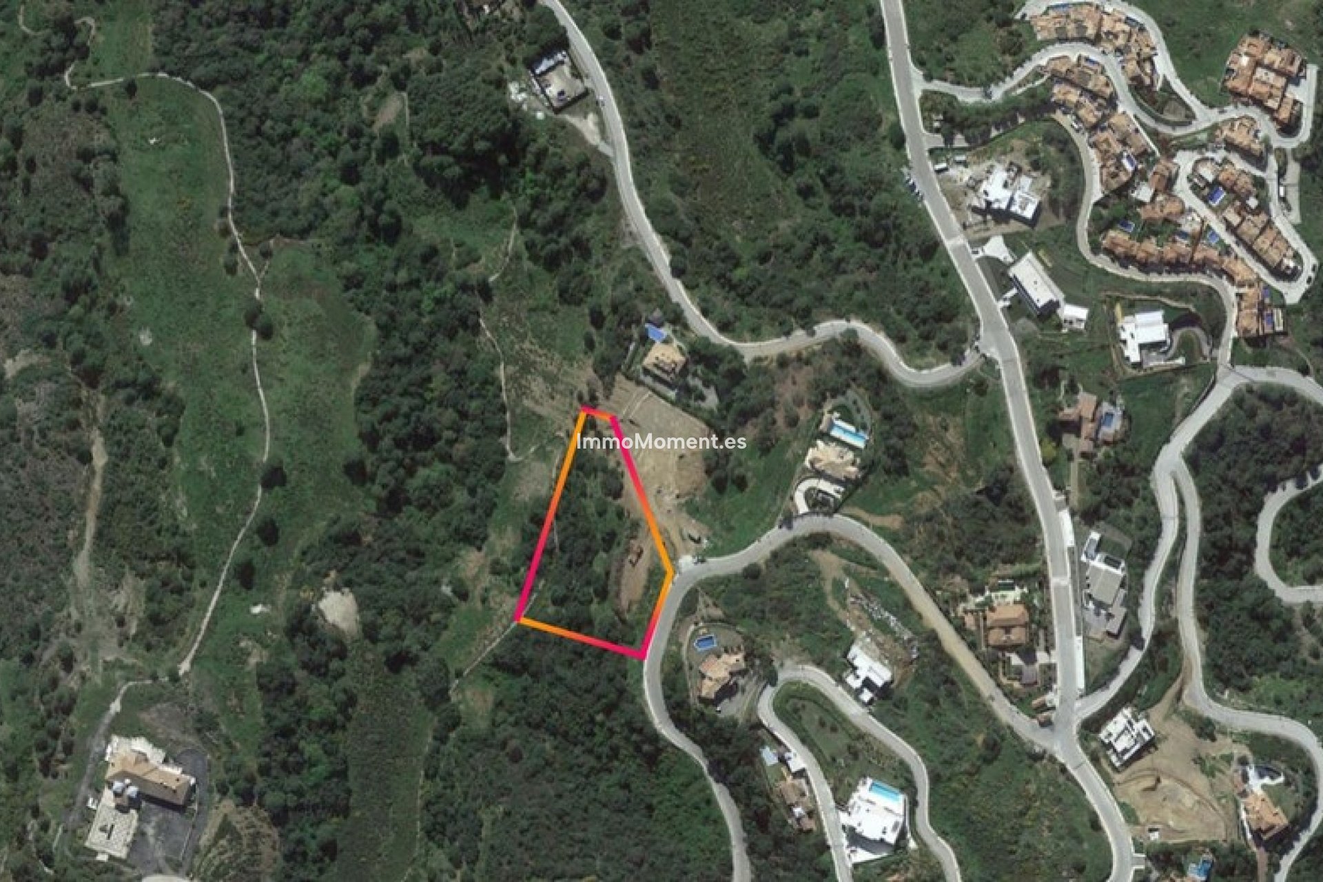 Resale - Plot - Benahavís - Benahavís Centro