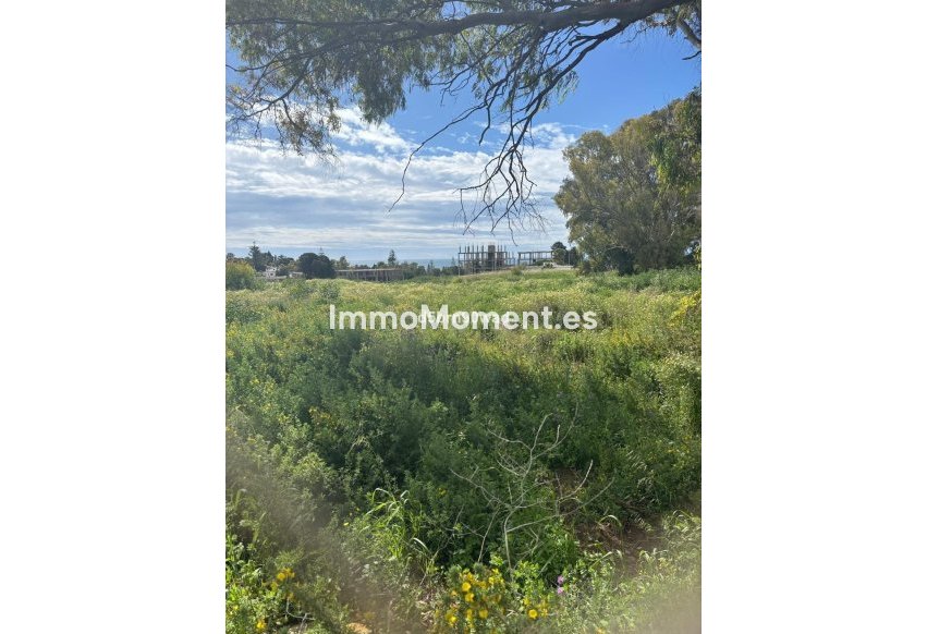 Resale - Plot - Estepona - Estepona Centro