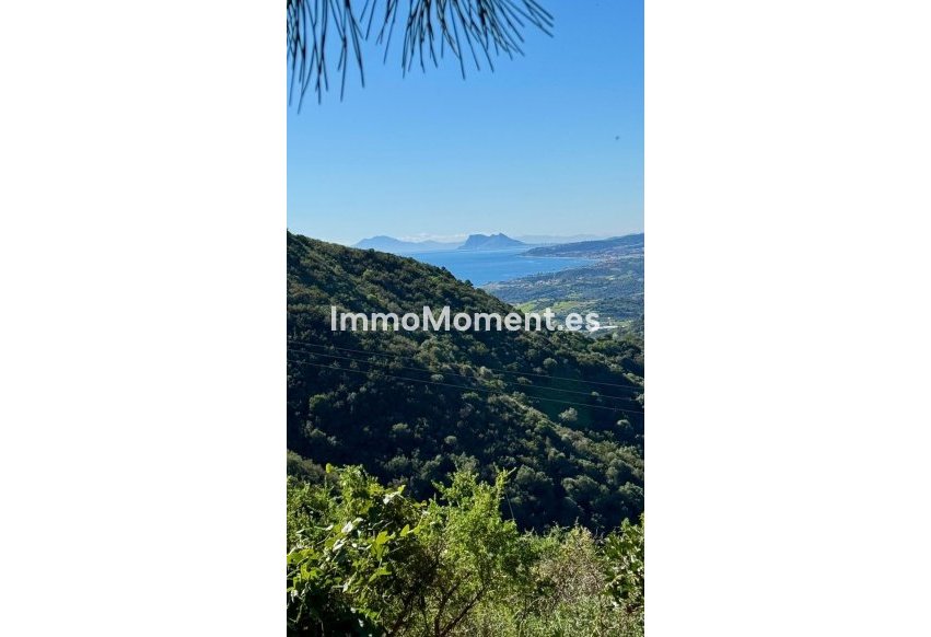 Resale - Plot - Estepona - Estepona Centro