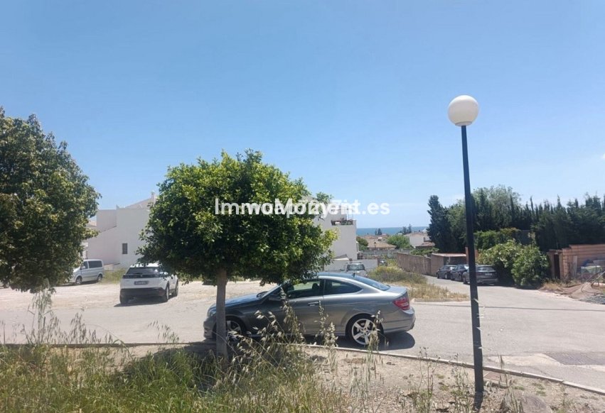Resale - Plot - Estepona - Estepona Centro