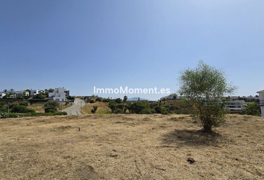 Resale - Plot - Estepona - Estepona Centro