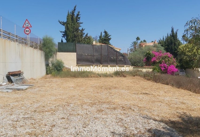 Resale - Plot - Estepona - Estepona Centro
