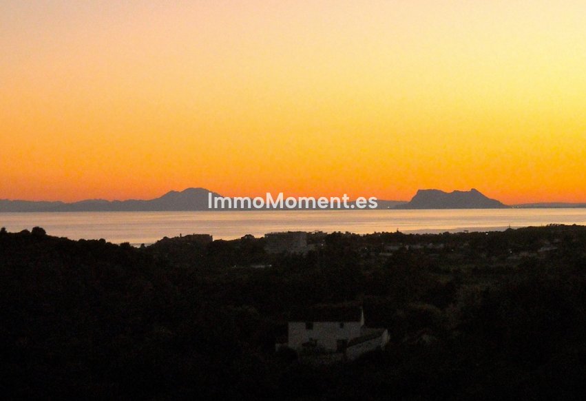 Resale - Plot - Estepona - New Golden Mile