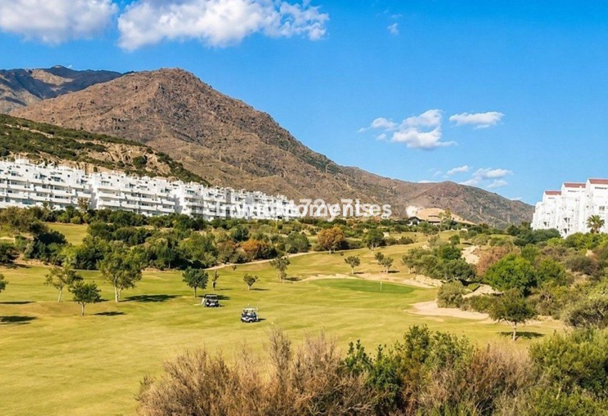 Resale - Plot - Estepona - Valle Romano