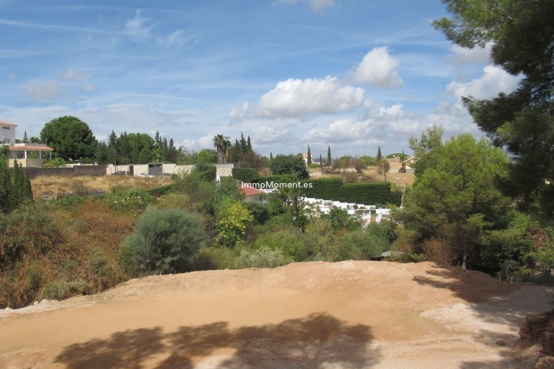 Resale - Plot - Inland  - Alhaurín de la Torre