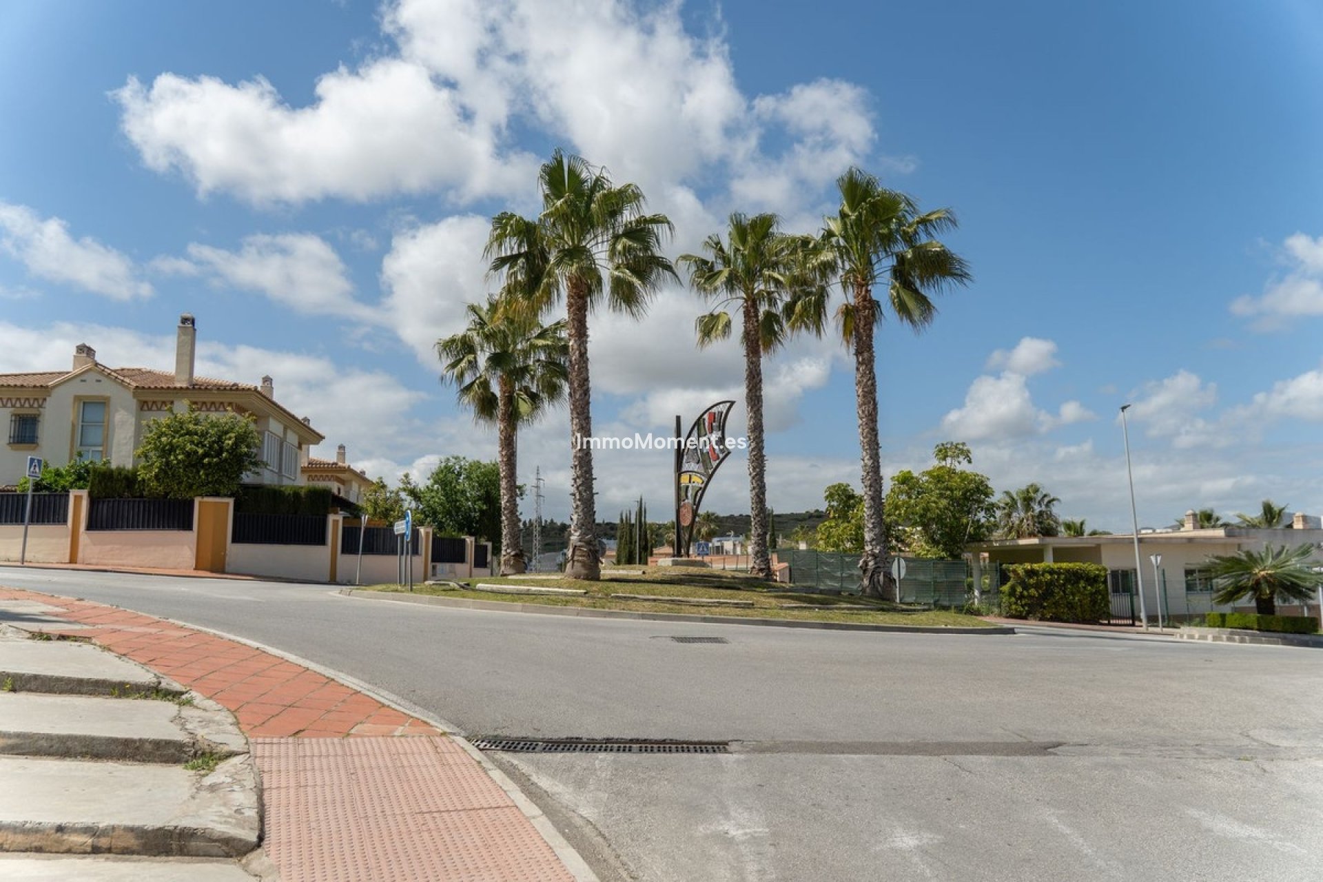 Resale - Plot - Inland  - Alhaurín de la Torre
