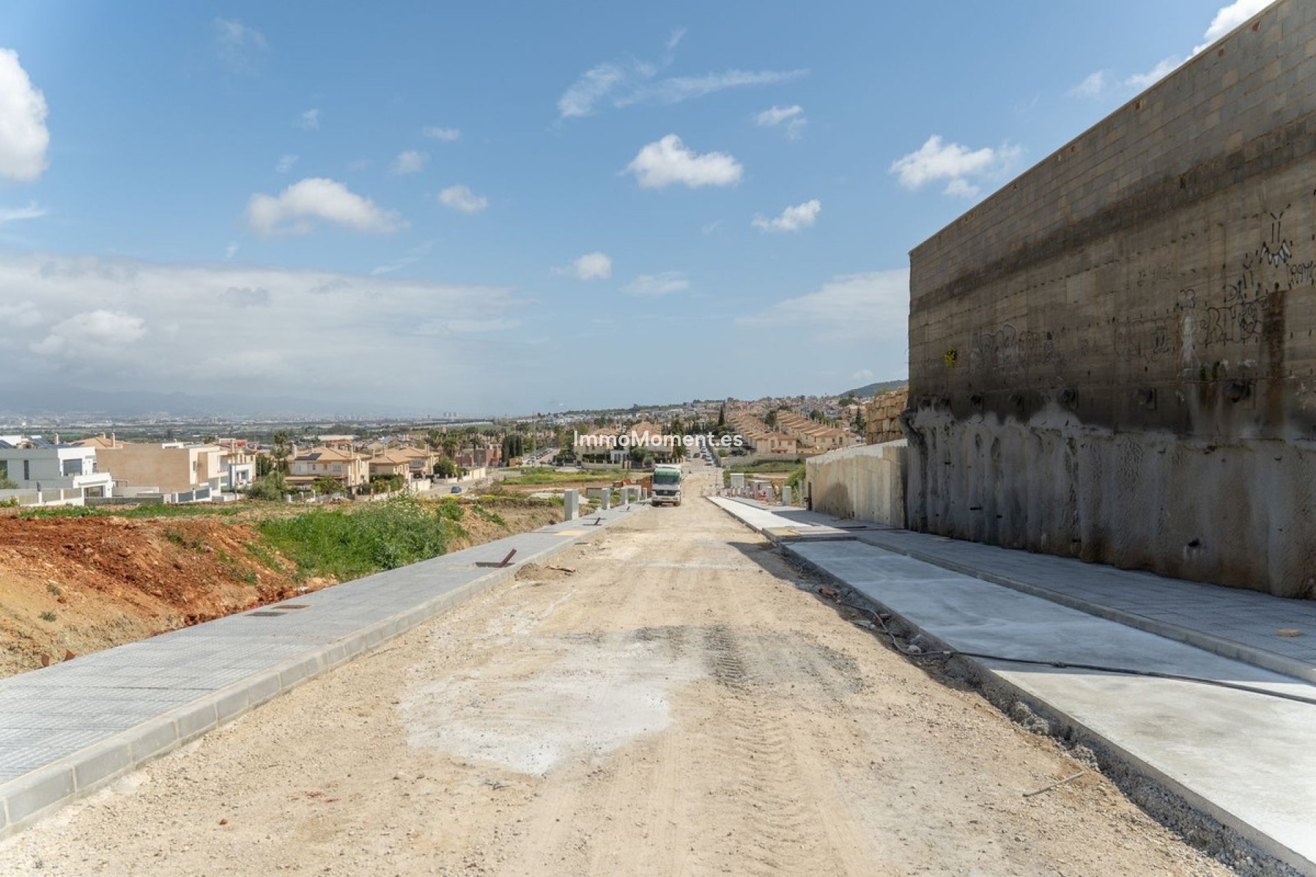 Resale - Plot - Inland  - Alhaurín de la Torre