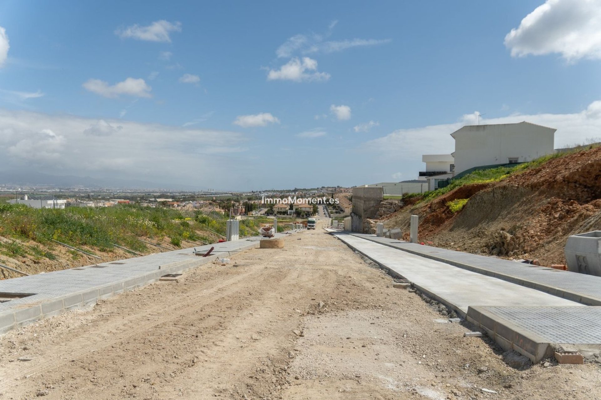 Resale - Plot - Inland  - Alhaurín de la Torre