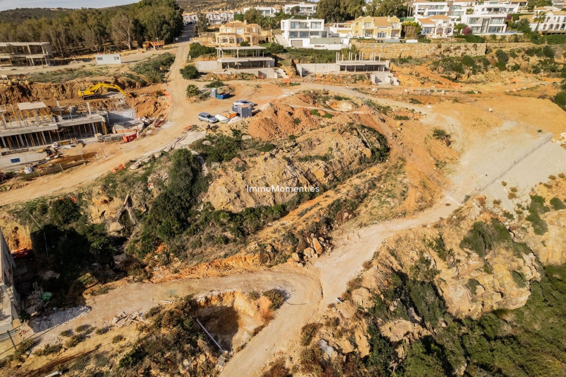 Resale - Plot - Manilva