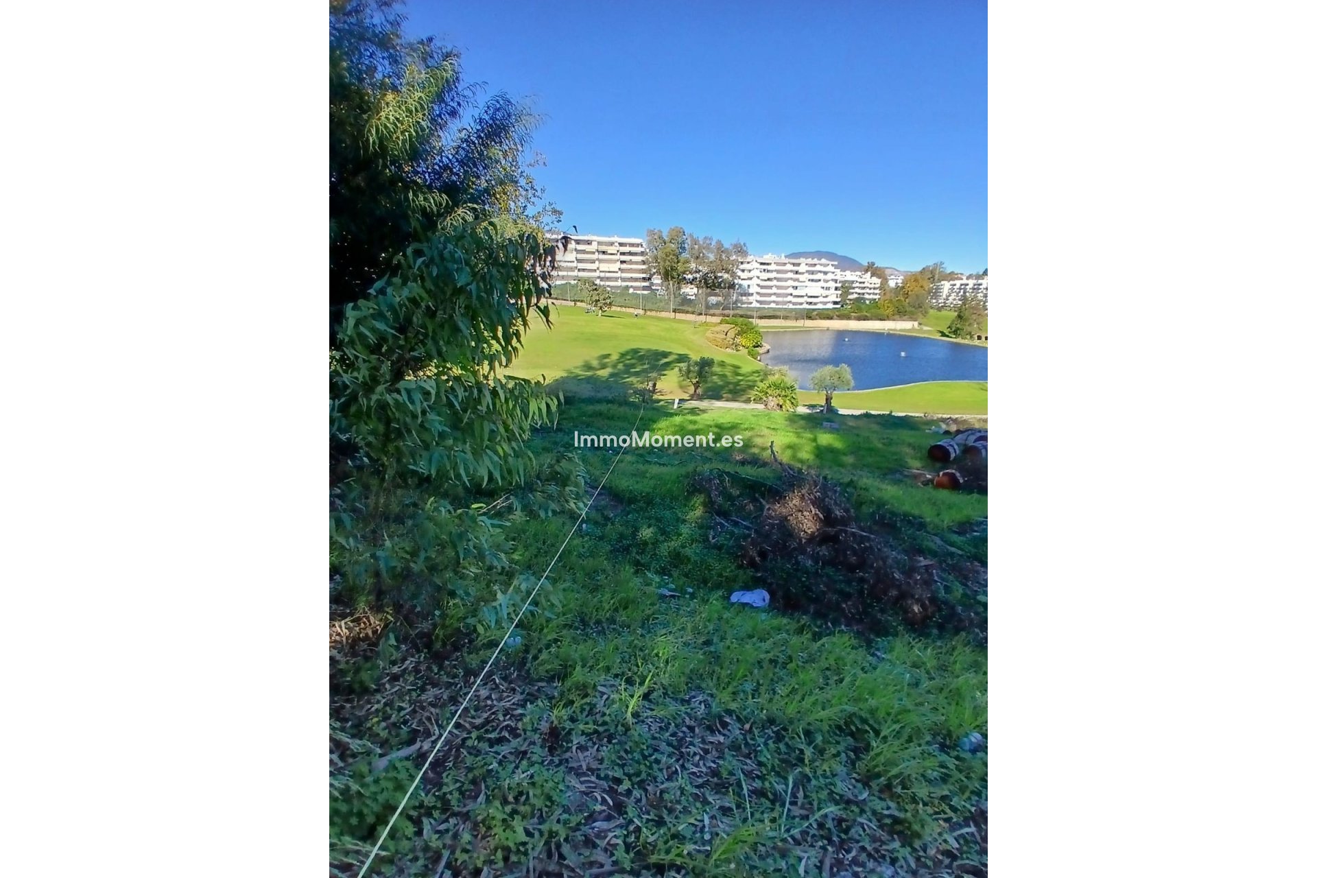 Resale - Plot - Marbella - Guadalmina Alta