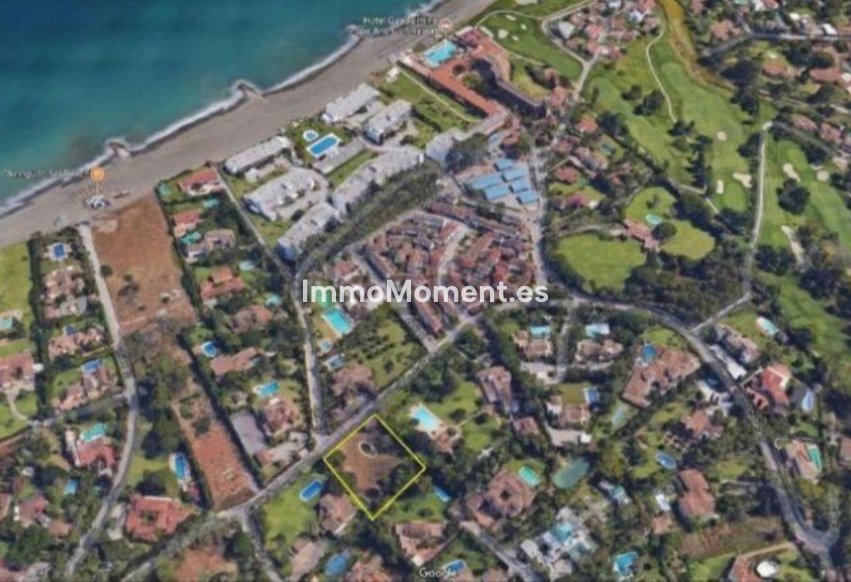 Resale - Plot - Marbella - Guadalmina Baja