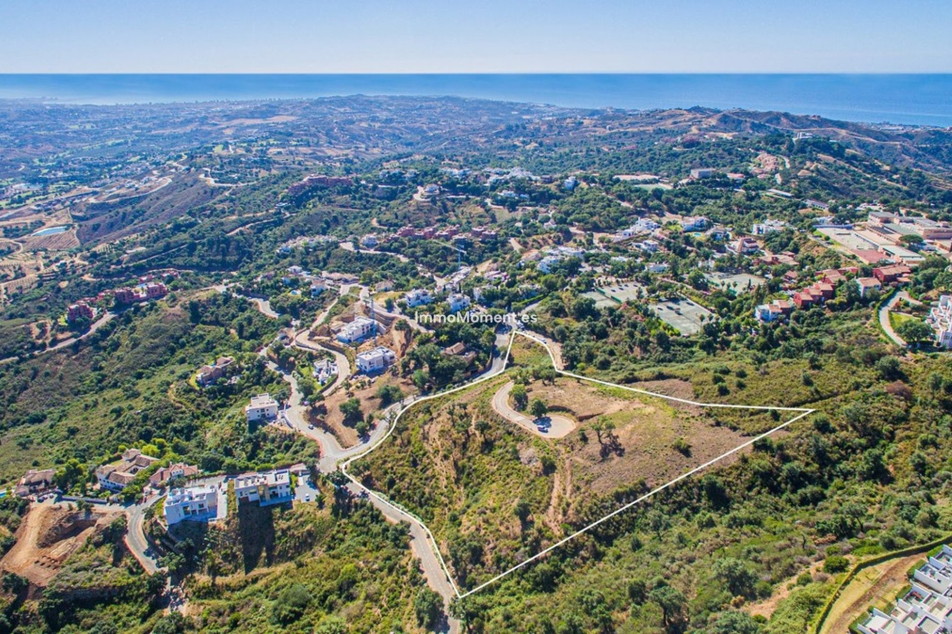 Resale - Plot - Marbella - La Mairena