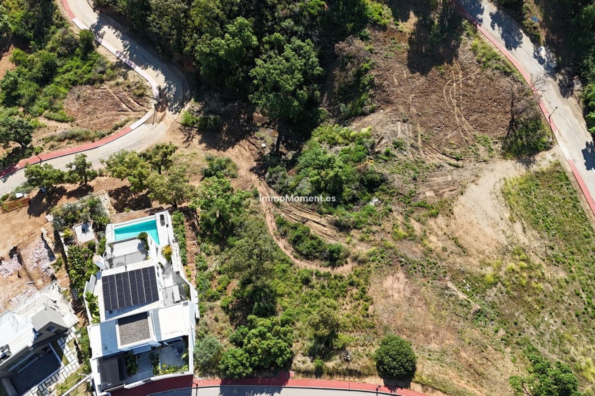 Resale - Plot - Marbella - La Mairena