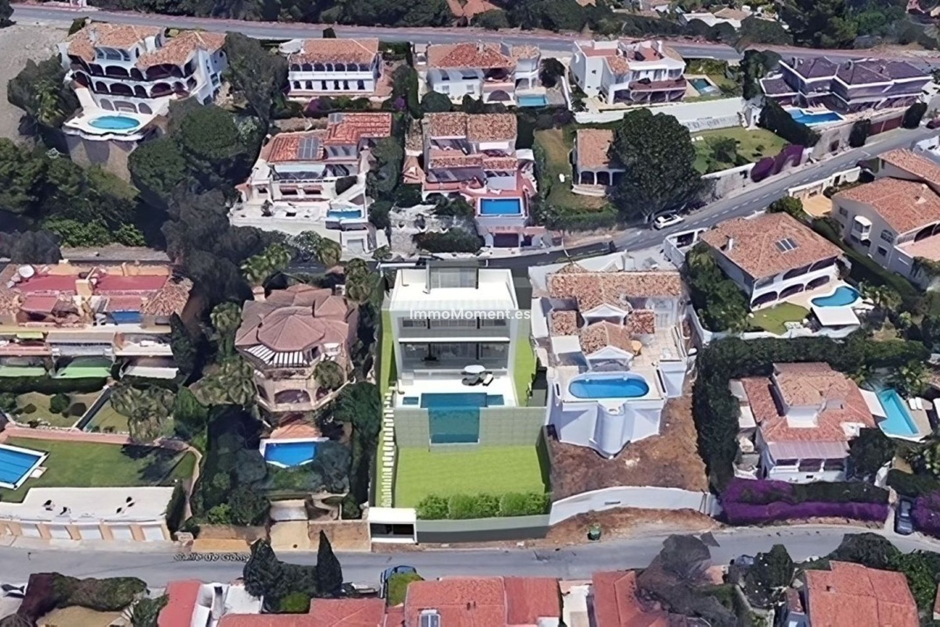 Resale - Plot - Marbella - Nueva Andalucía