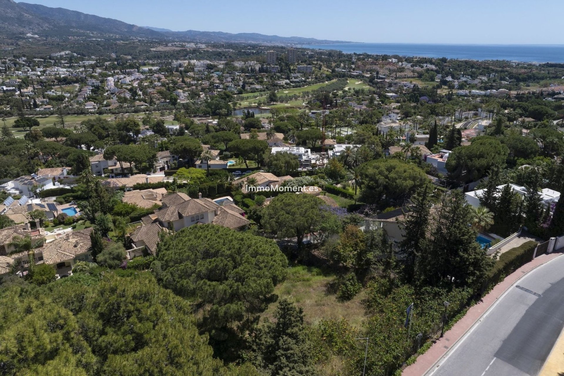 Resale - Plot - Marbella - Nueva Andalucía