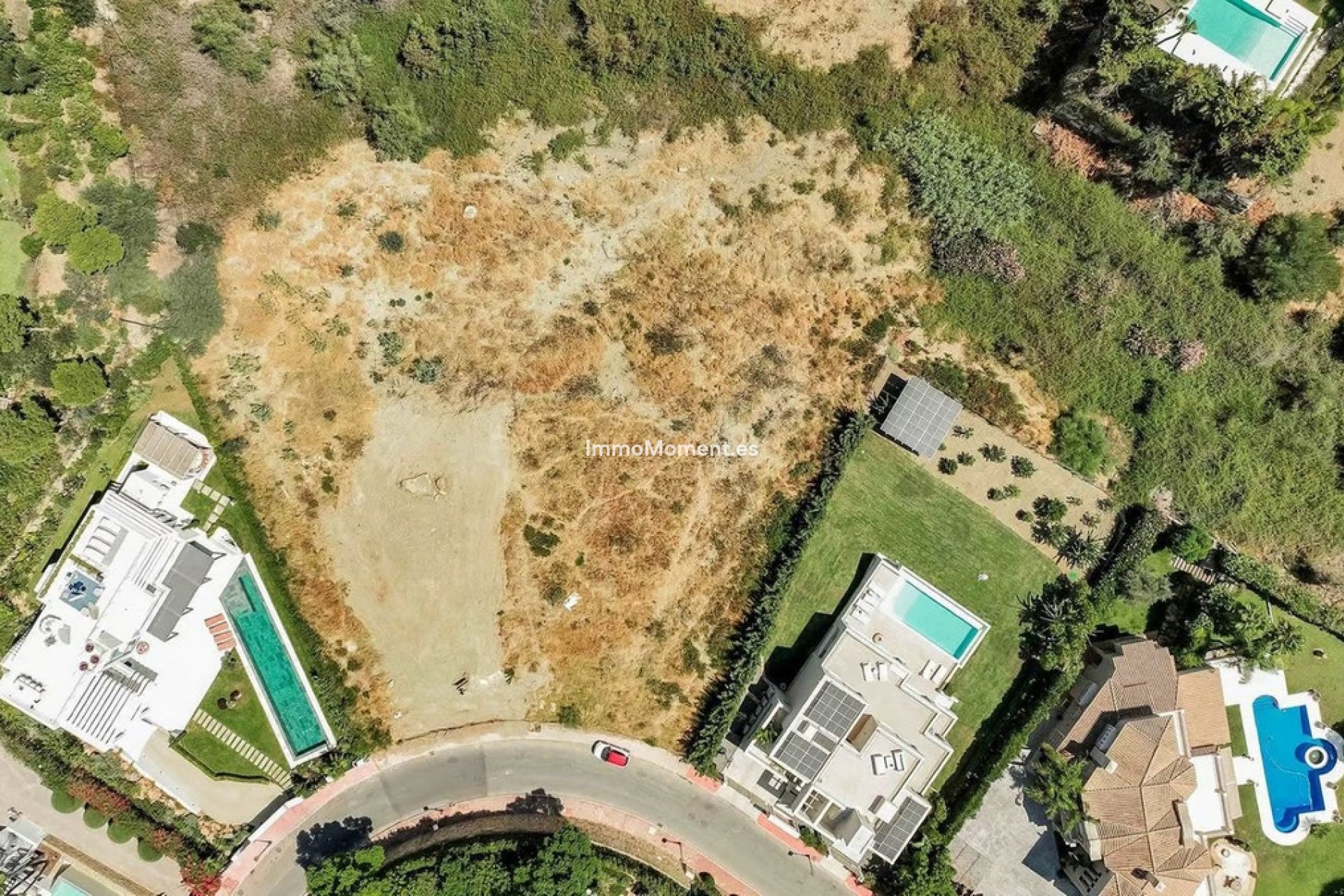 Resale - Plot - Marbella - Nueva Andalucía