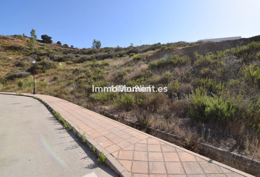 Resale - Plot - Mijas - La Cala Golf