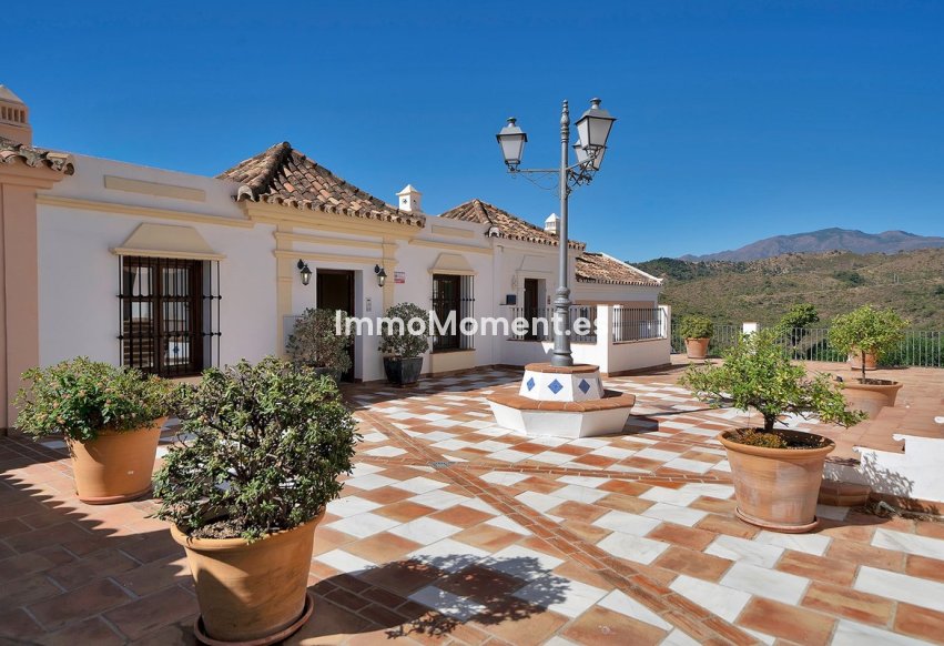Resale - Townhouse - Benahavís - Benahavís Centro