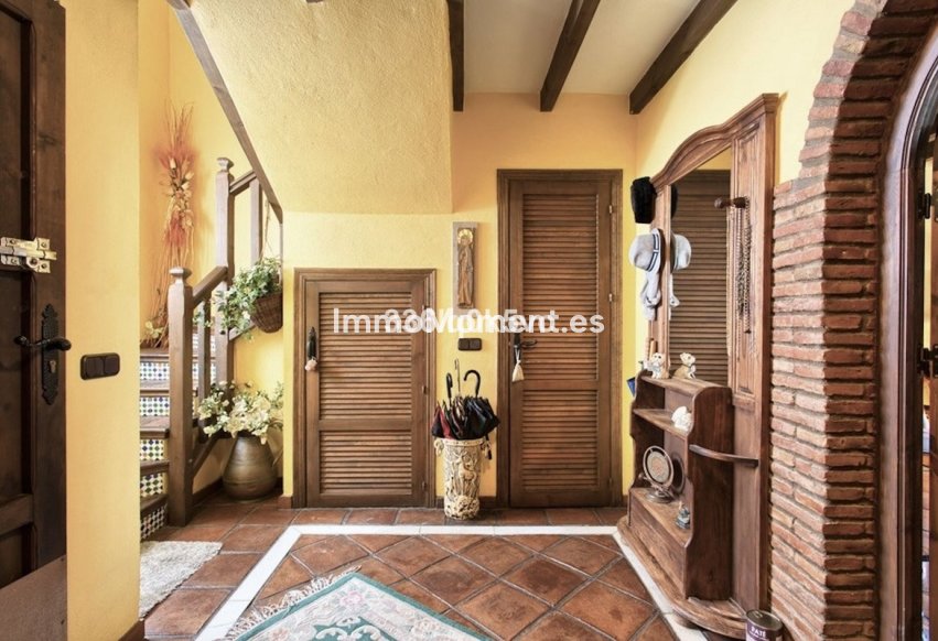 Resale - Townhouse - Benahavís - Benahavís Centro