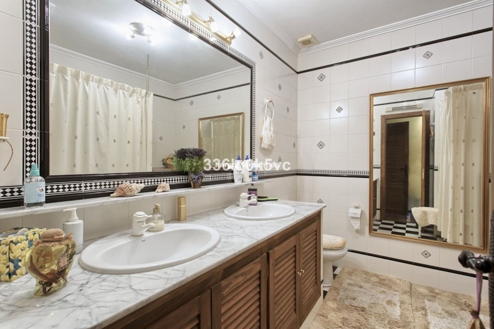 Resale - Townhouse - Benahavís - Benahavís Centro