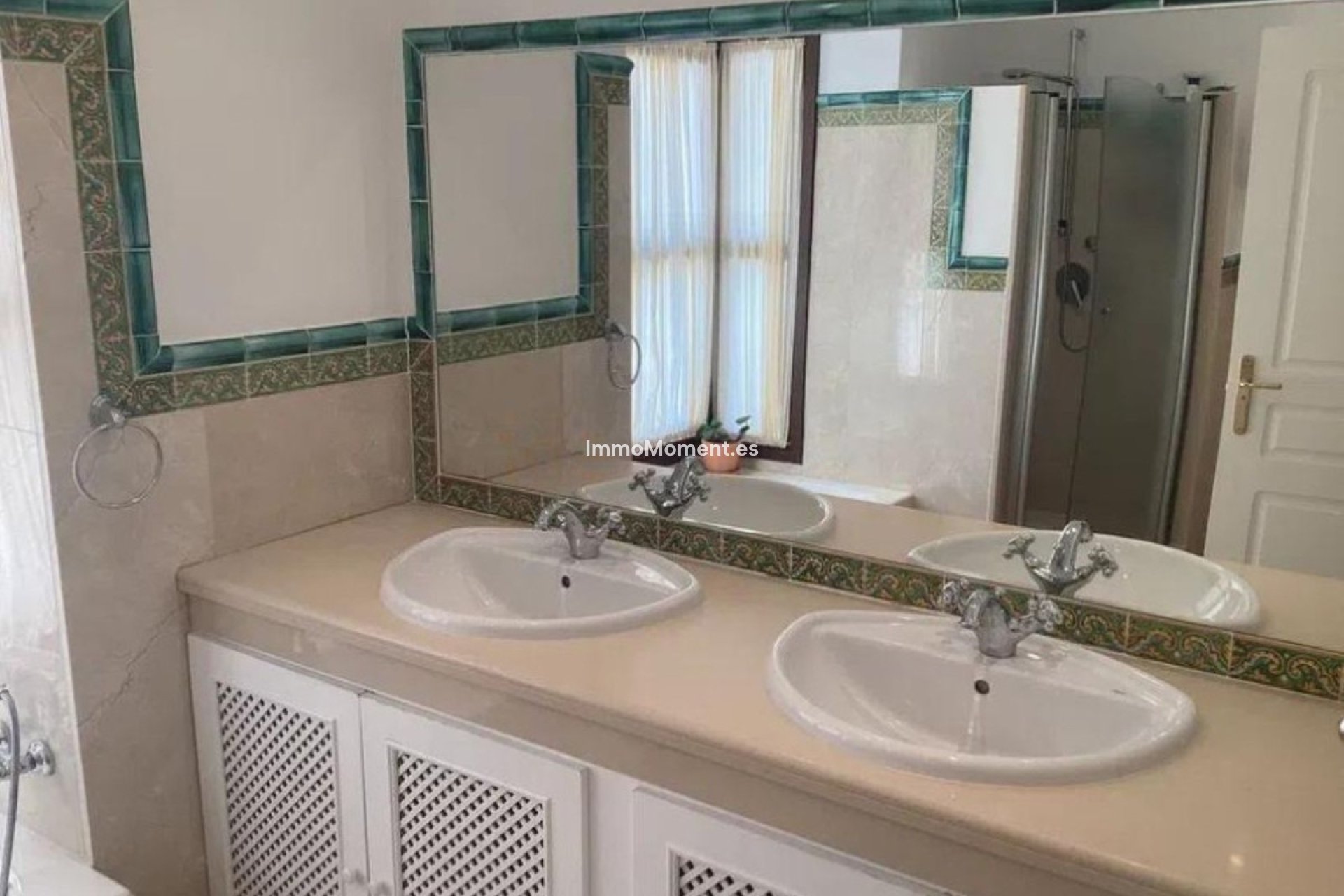 Resale - Townhouse - Benahavís - Benahavís Centro