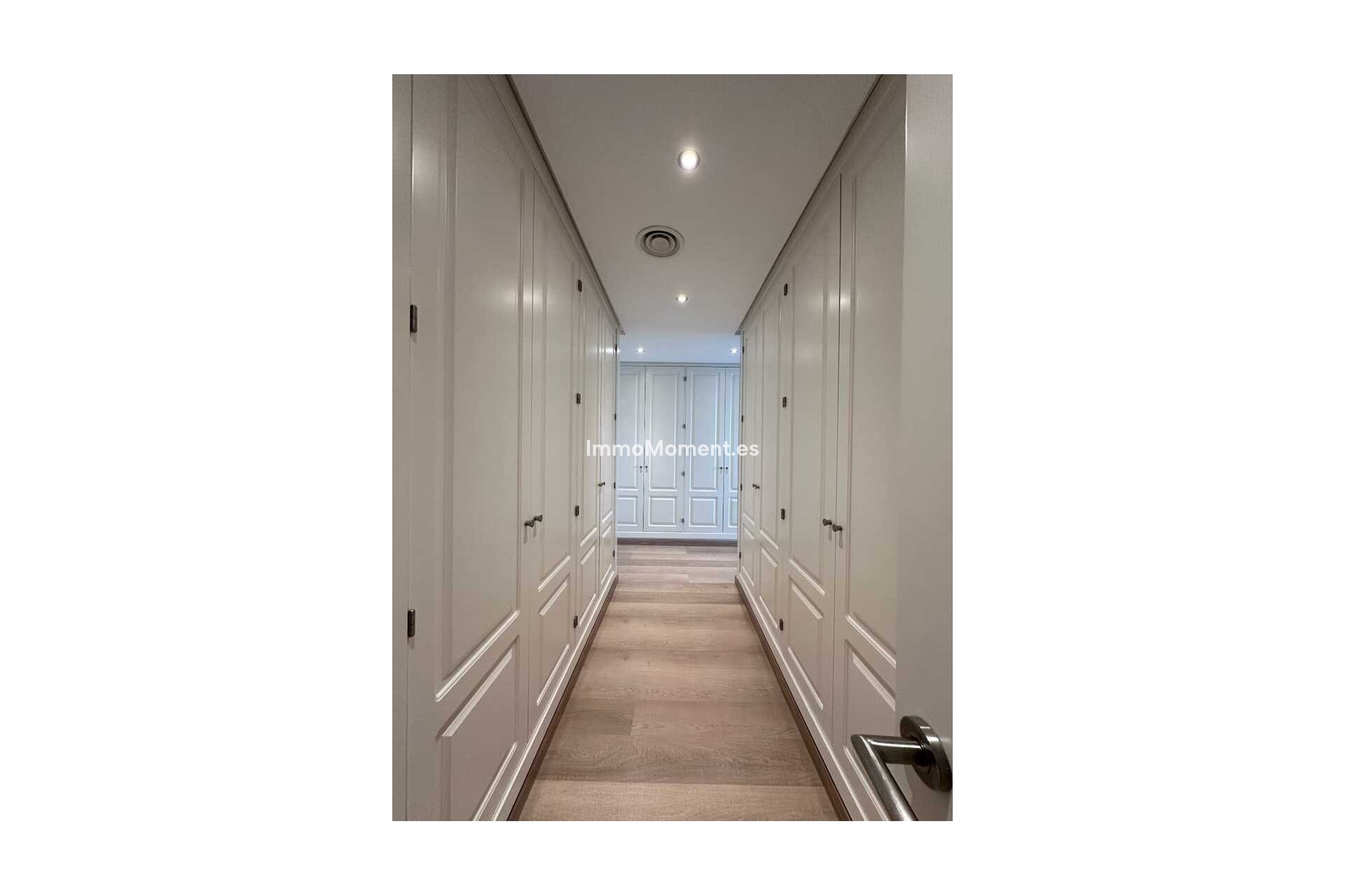 Resale - Townhouse - Benahavís - Benahavís Centro