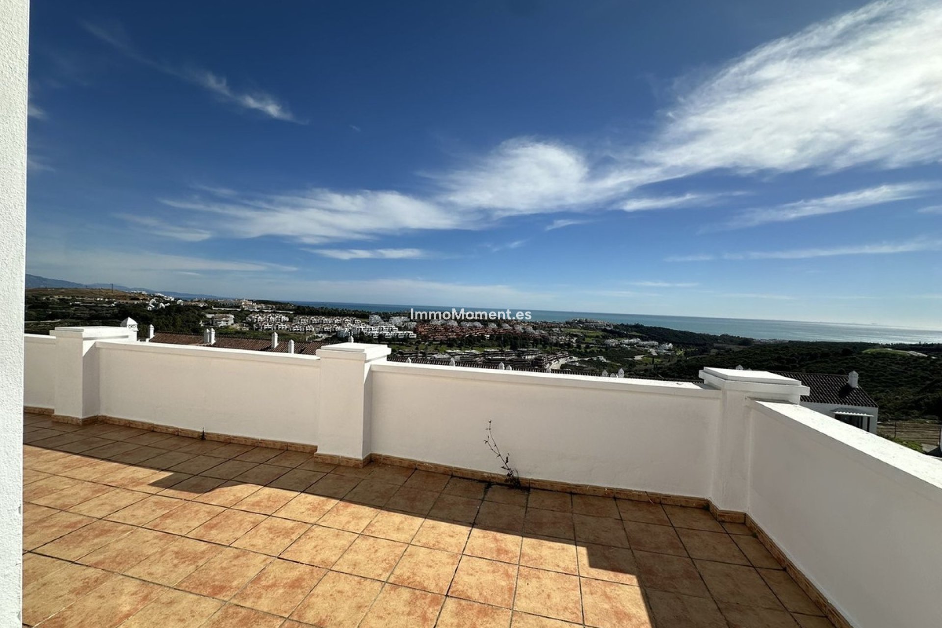 Resale - Townhouse - Casares - Doña Julia